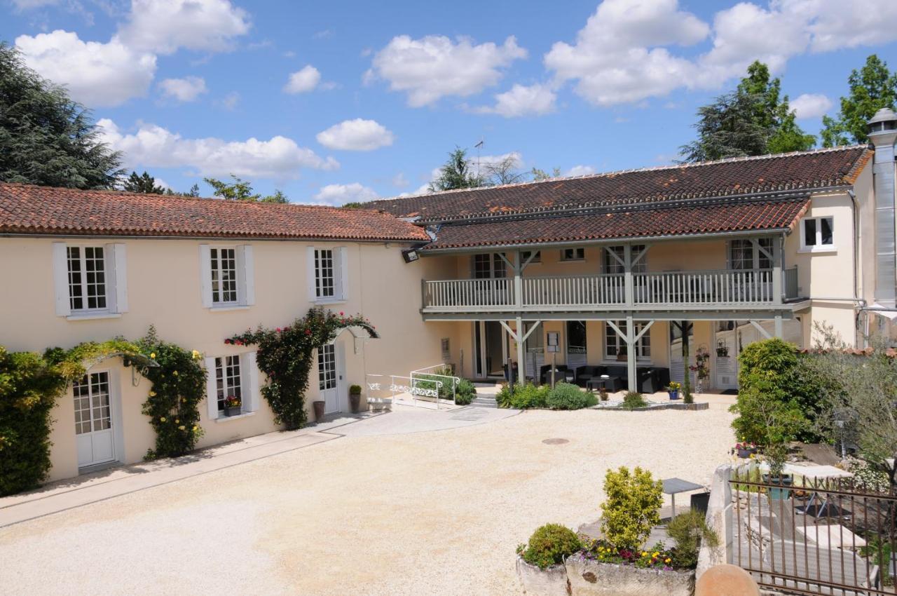 Logis Hotel Restaurant L'Essille Bassac 外观 照片